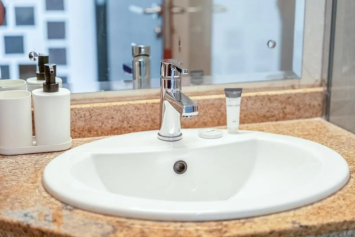 Modern Aesthetic 1-Bedroom Apartment With Exudes Warmth And Style In Jlt! Dubai
