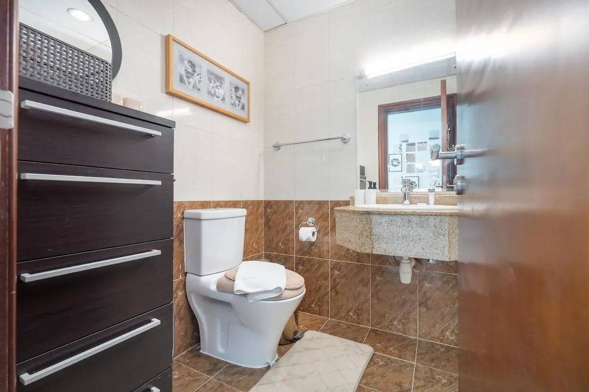 Modern Aesthetic 1-Bedroom Apartment With Exudes Warmth And Style In Jlt! Dubai 0*,  United Arab Emirates