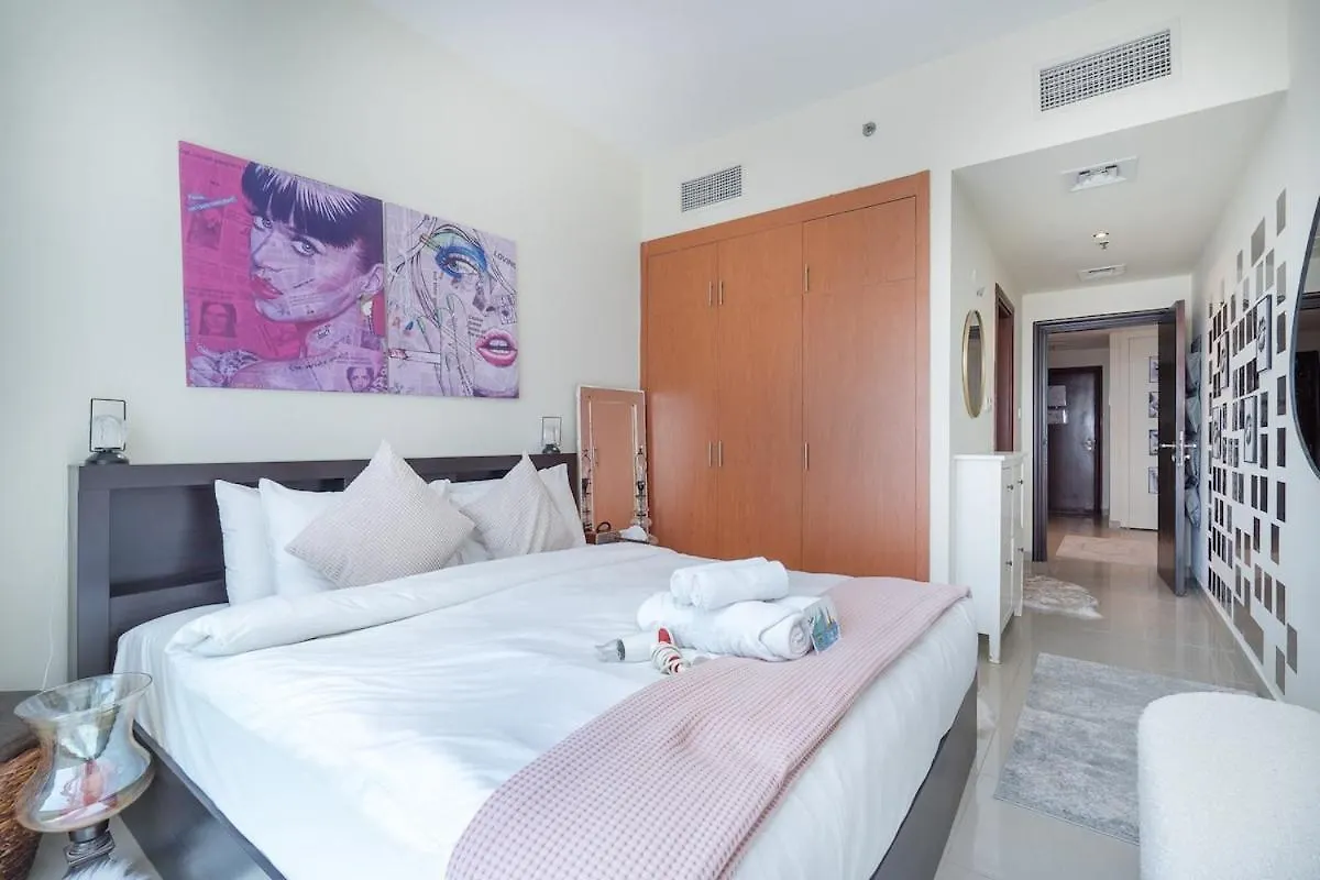 Modern Aesthetic 1-Bedroom Apartment With Exudes Warmth And Style In Jlt! Dubai United Arab Emirates